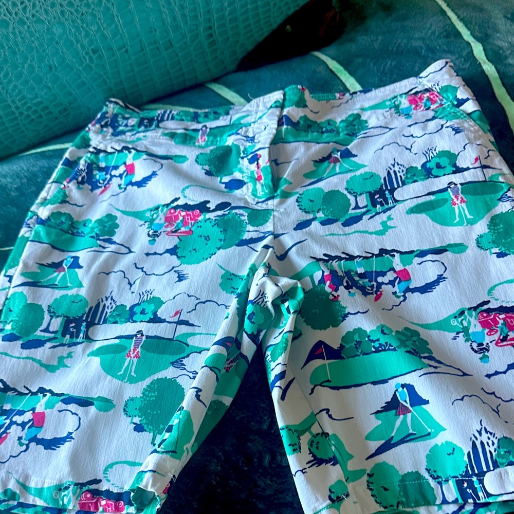 Izod Golf Green and Blue Graphic Shorts